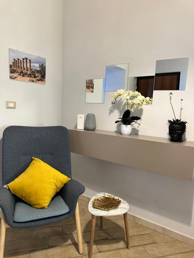 La Casa In Centro Apartment Agrigento Luaran gambar