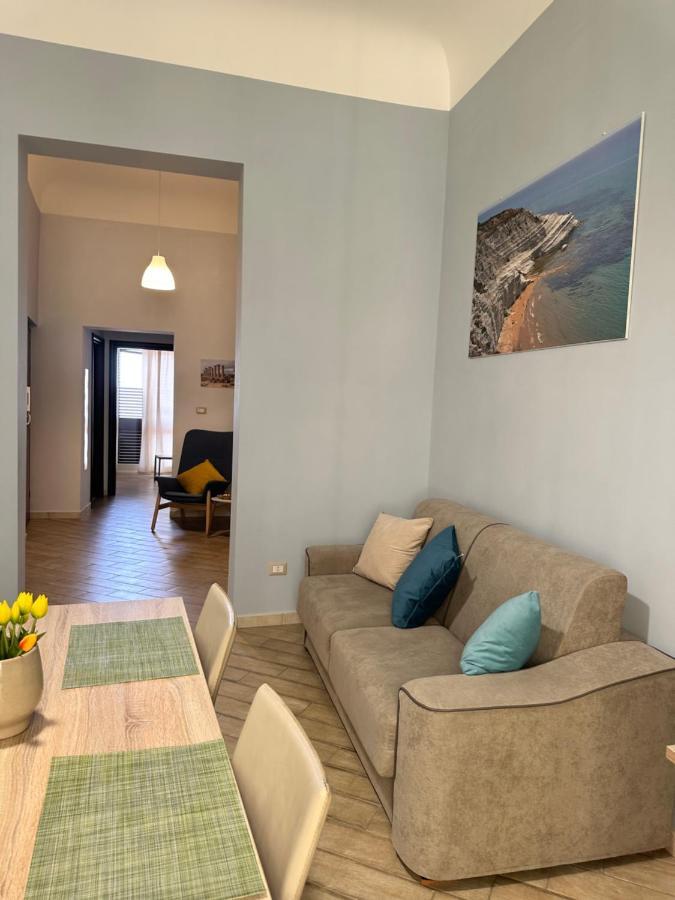 La Casa In Centro Apartment Agrigento Luaran gambar